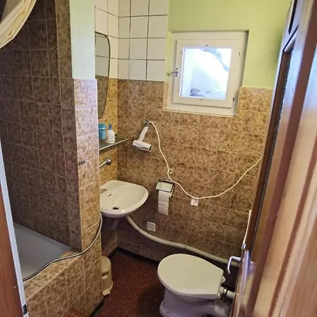 Sonnige Ferienwohnung Beim See Apartment *