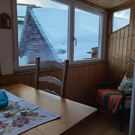 Sonnige Ferienwohnung Beim See * Maloja