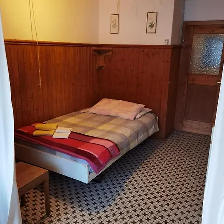 Sonnige Ferienwohnung Beim See Apartmán *